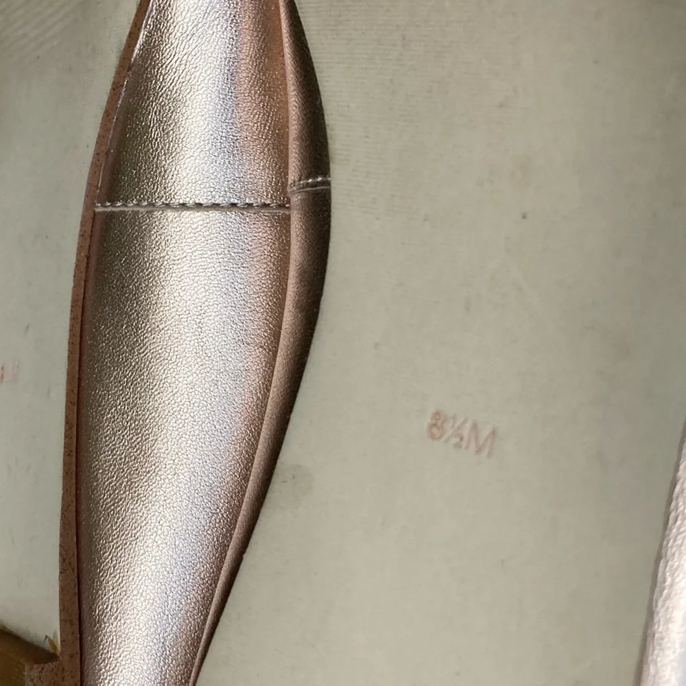 NEW Nicole Millier Artellier flats rose gold metallic open toe size 8.5 - Picture 10 of 10